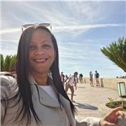 Ingeniera que domina las matemáticas y otras ciencias como química y ambientales